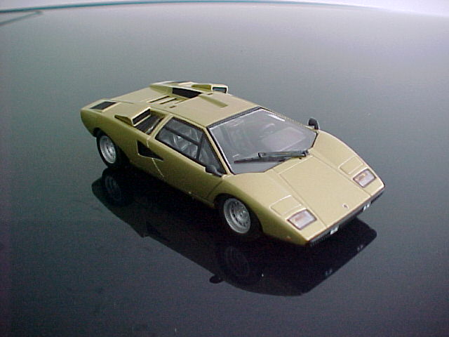 LAMBORGHINI