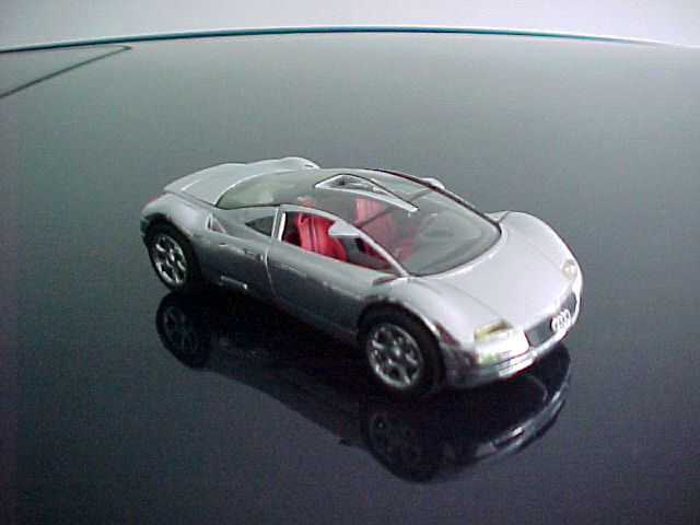 AUDI