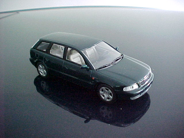 AUDI