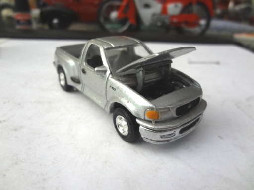 RACING CHAMPIONS