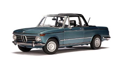 AUTO ART