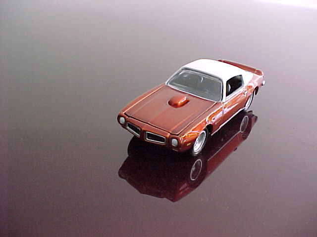 JOHNNY LIGHTNING