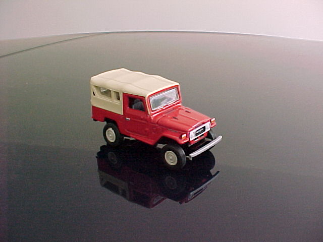 JOHNNY LIGHTNING